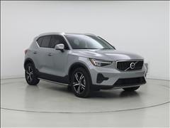 2025 Volvo XC40 