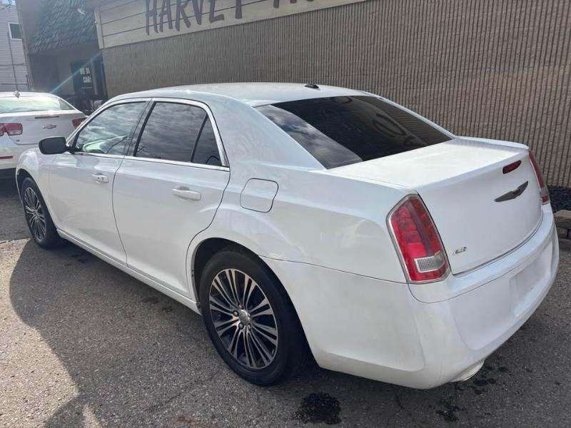 Chrysler 300 S V6 AWD 2013 Chrysler 300 S V6 AWD 2013