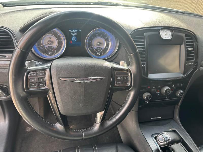 Chrysler 300 S V6 AWD 2013 Chrysler 300 S V6 AWD 2013