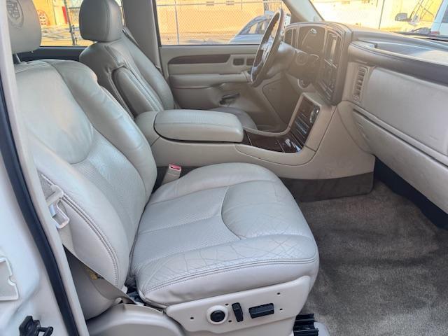 Cadillac Escalade ESV 2003