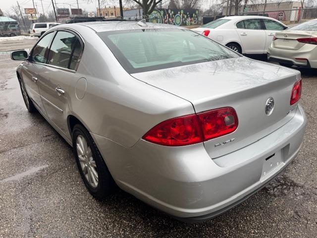 Buick Lucerne CX 2010