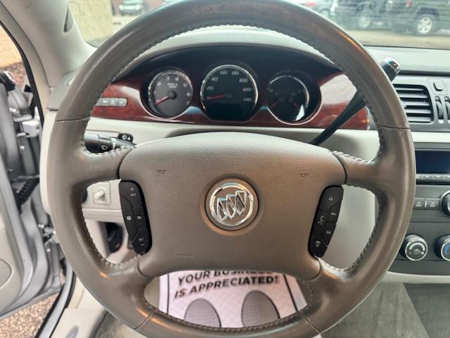 Buick Lucerne CX 2010