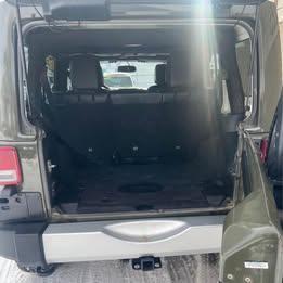 Jeep Wrangler Unlimited Sahara 4WD 2015