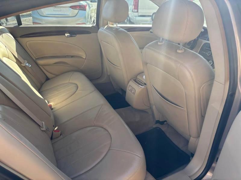 Buick Lucerne CXL V6 2006