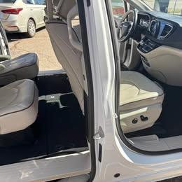 Chrysler Pacifica Limited 2017