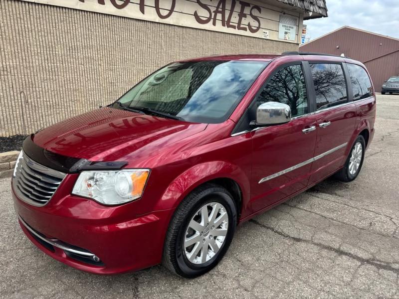 Chrysler Town & Country Touring 2016
