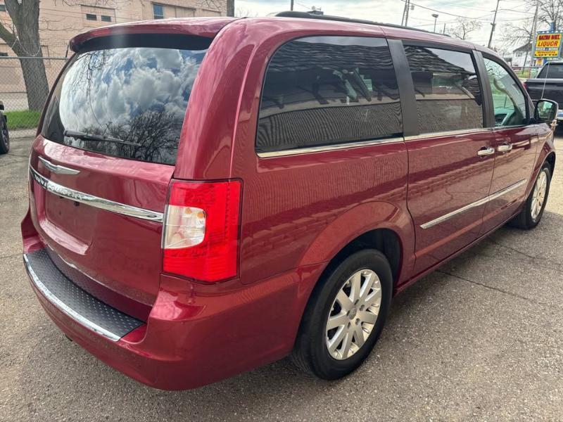Chrysler Town & Country Touring 2016