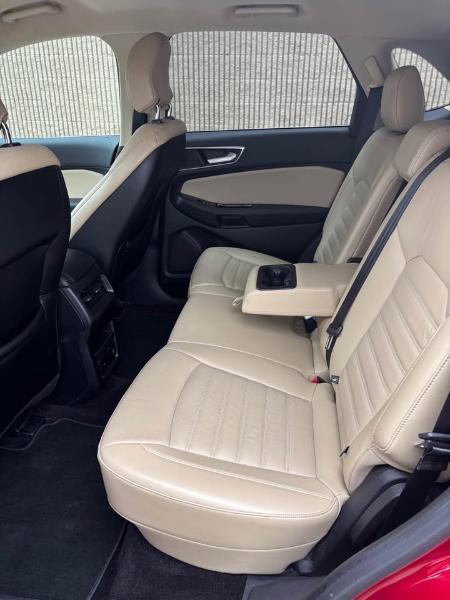 Ford Edge SEL FWD 2016