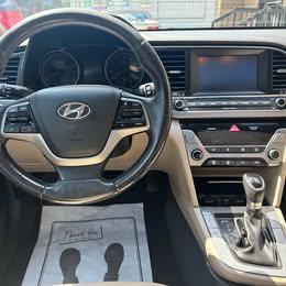 Hyundai Elantra Limited 2017