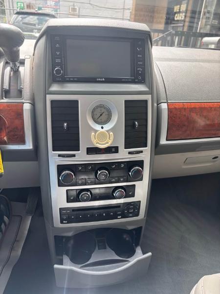 Chrysler Town & Country Touring 2009