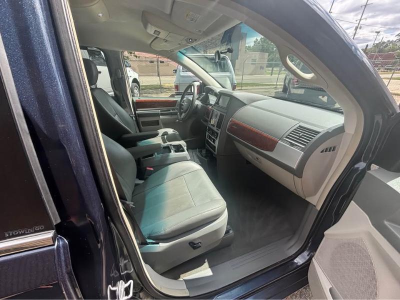 Chrysler Town & Country Touring 2009
