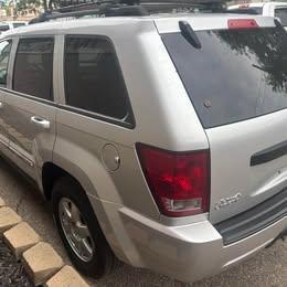 Jeep Grand Cherokee Laredo 4WD 2010