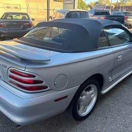 Ford Mustang GT convertible 1995