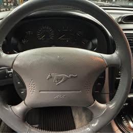 Ford Mustang GT convertible 1995
