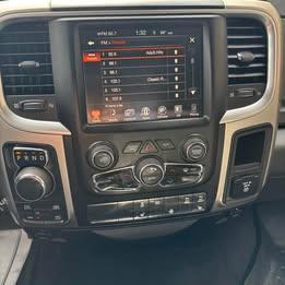 RAM 1500 SLT Crew Cab SWB 4WD 2017