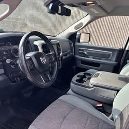 RAM 1500 SLT Crew Cab SWB 4WD 2017