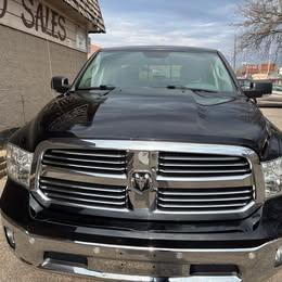 RAM 1500 SLT Crew Cab SWB 4WD 2017