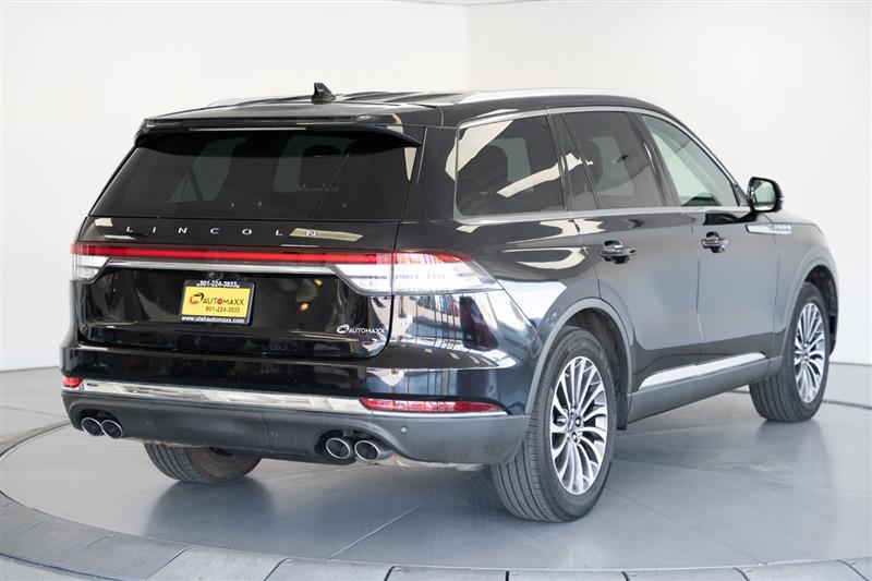 Lincoln Aviator  2020