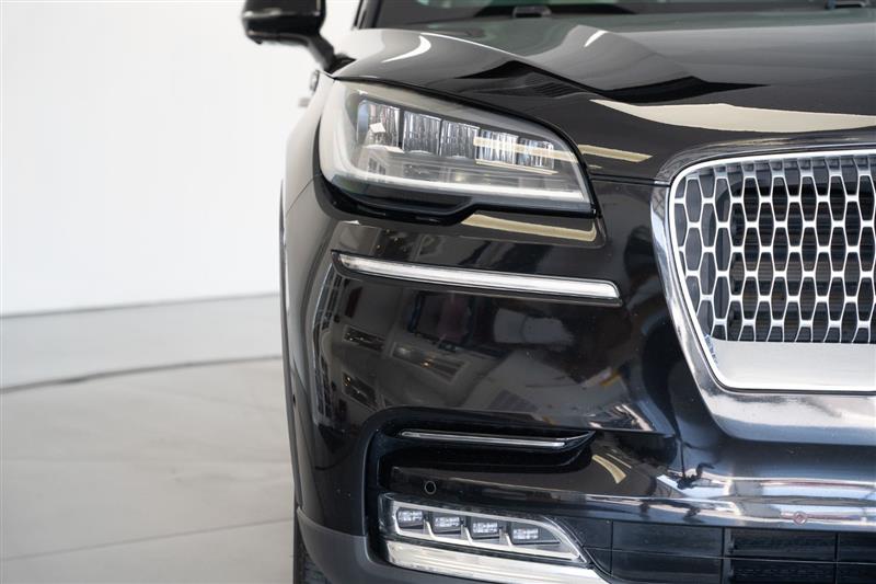 Lincoln Aviator  2020