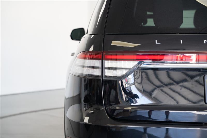 Lincoln Aviator  2020