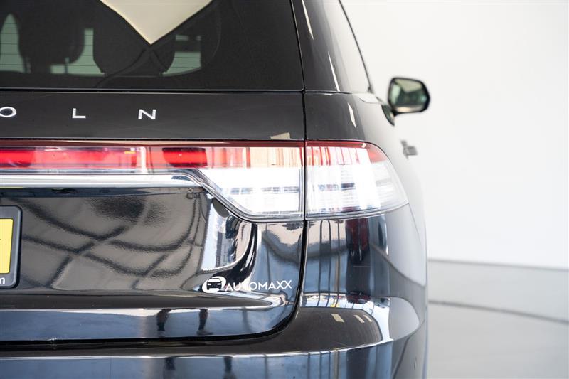 Lincoln Aviator  2020