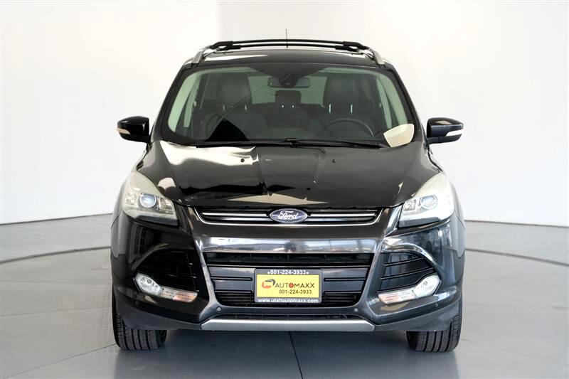 2013 Ford Escape Titanium photo 2