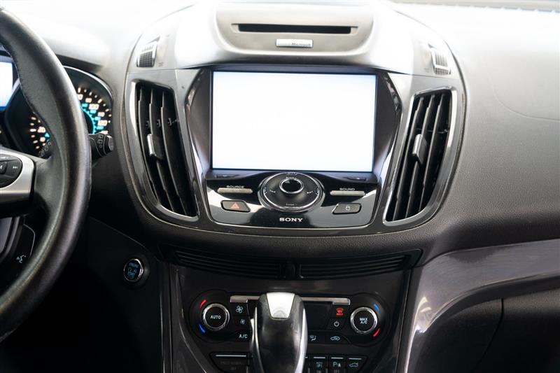 2013 Ford Escape Titanium photo 16