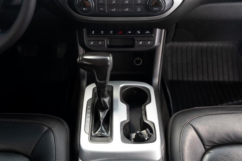 2018 Chevrolet Colorado ZR2 photo 17