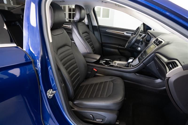 Ford Fusion Energi  2016