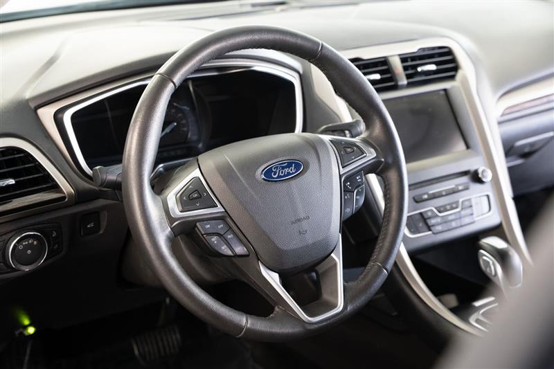 Ford Fusion Energi  2016