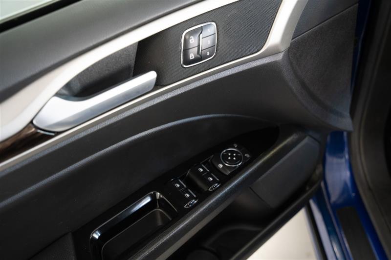 Ford Fusion Energi  2016