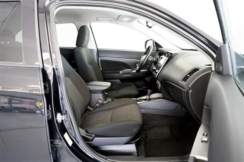 2021 Mitsubishi Outlander Sport ES photo 18