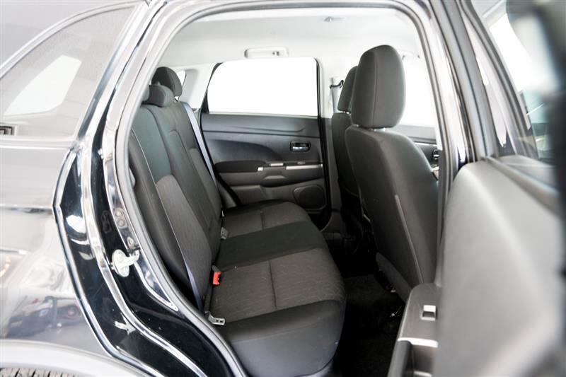 2021 Mitsubishi Outlander Sport ES photo 19