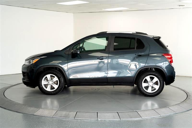 2021 Chevrolet Trax LT photo 4