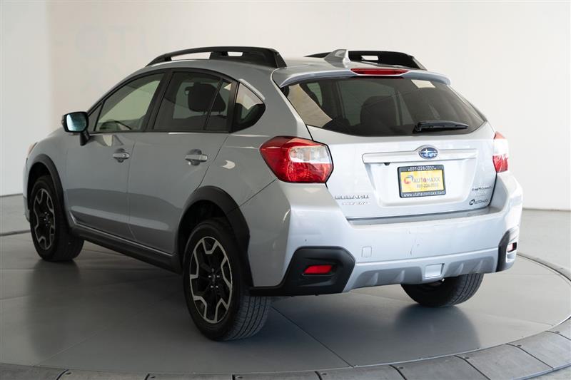 2017 Subaru Crosstrek 2.0i Limited photo 4