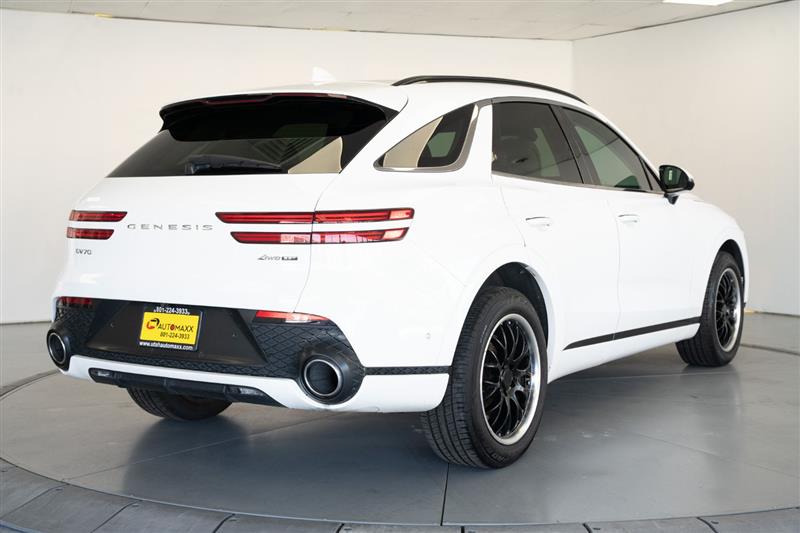 Genesis GV70  2022