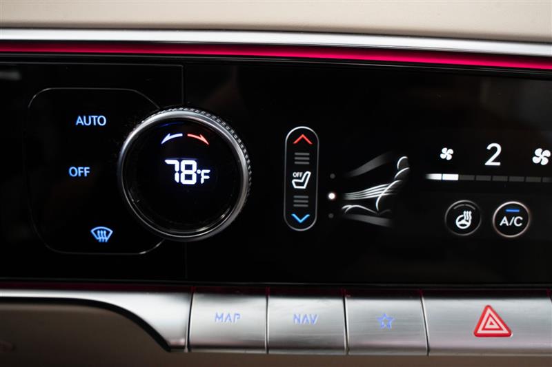 Genesis GV70  2022