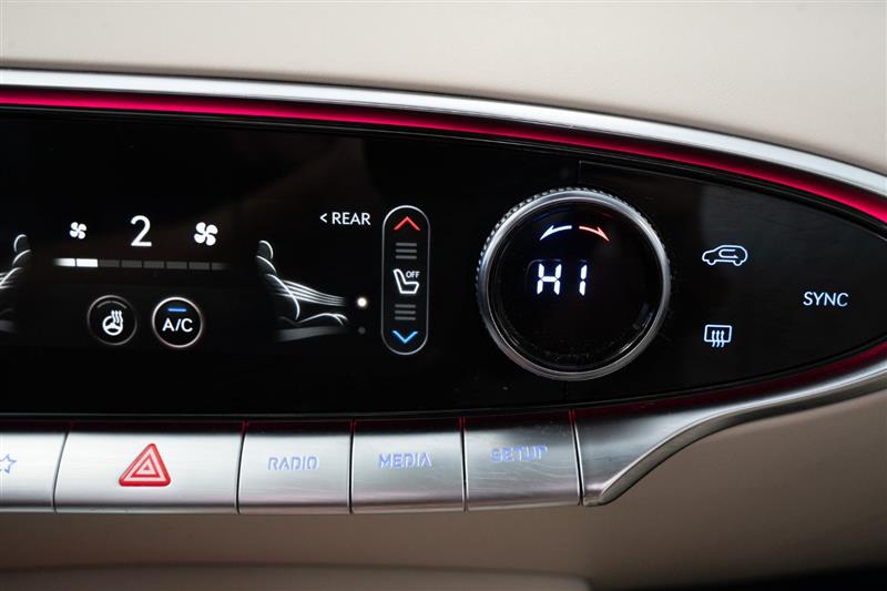 Genesis GV70  2022