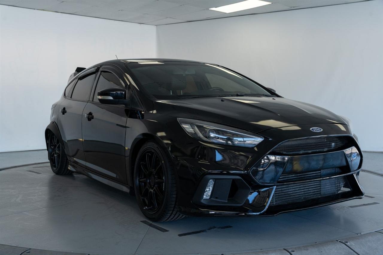 Ford Focus photo 2