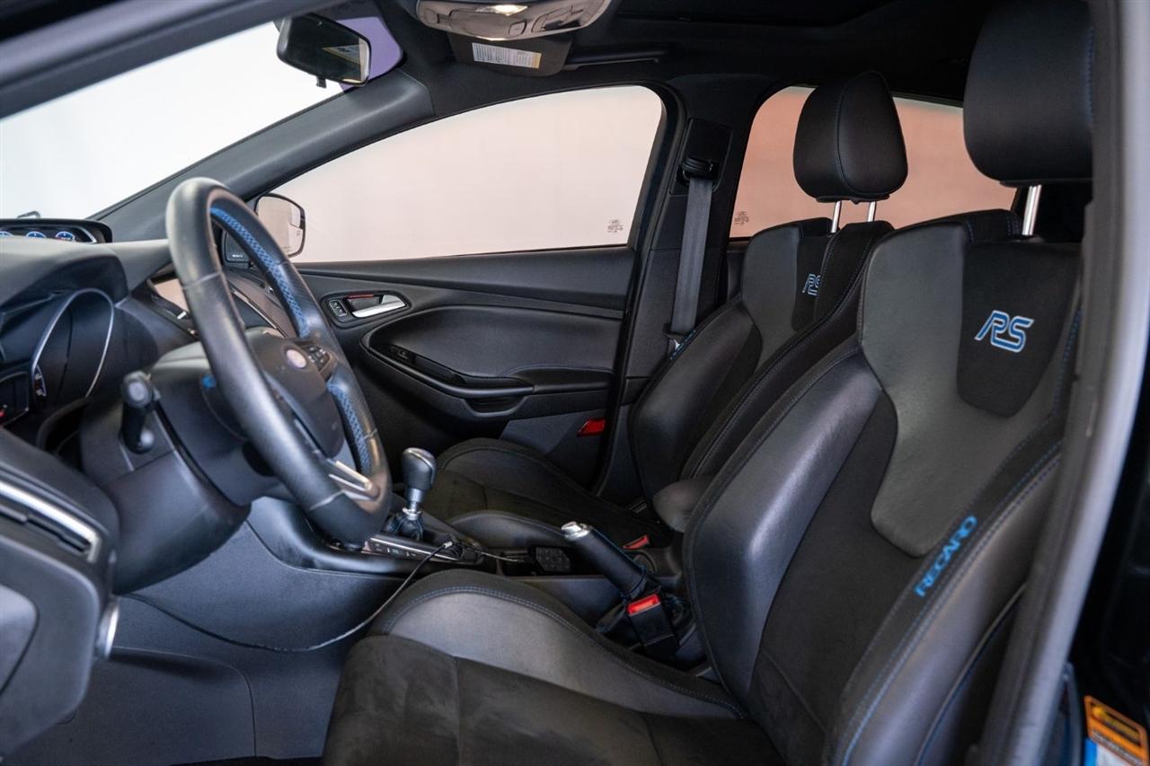 Ford Focus photo 10