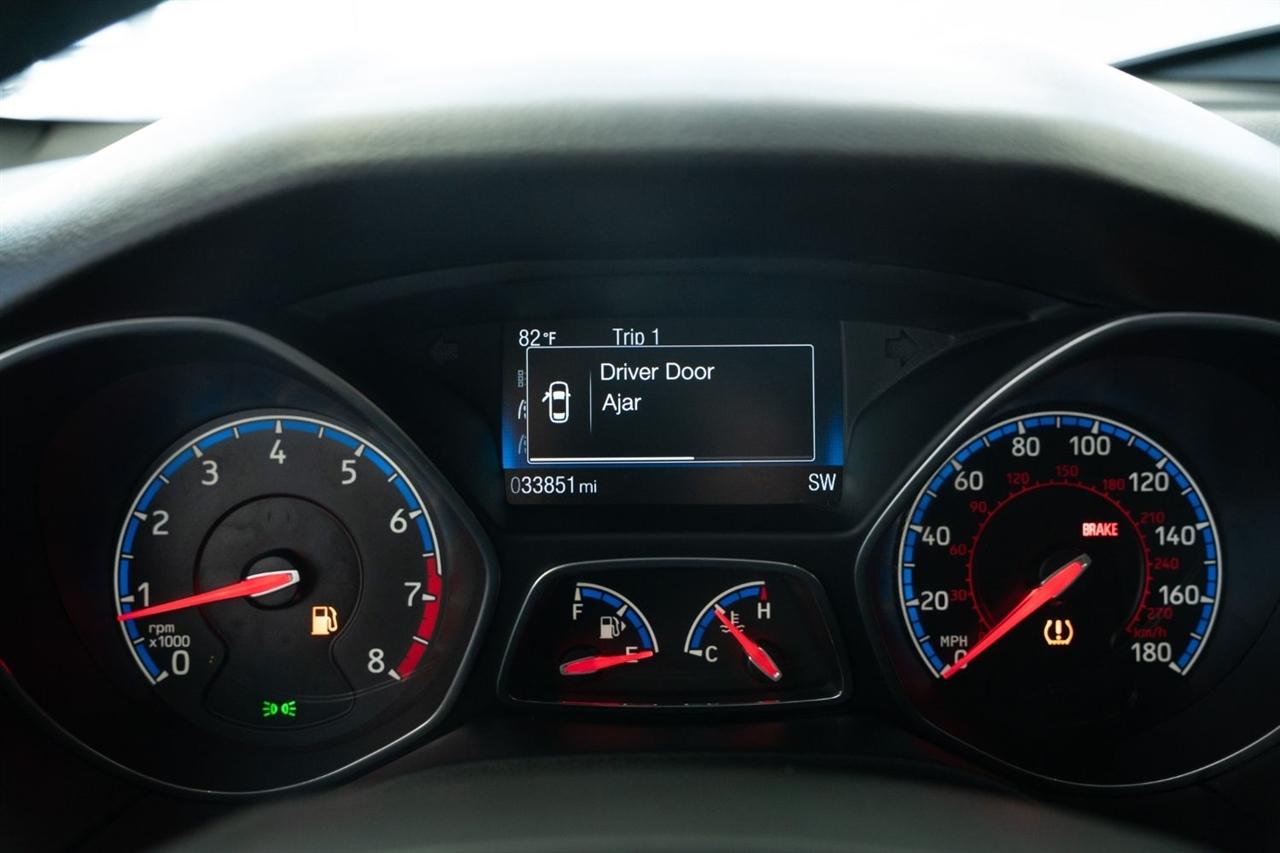 Ford Focus photo 17