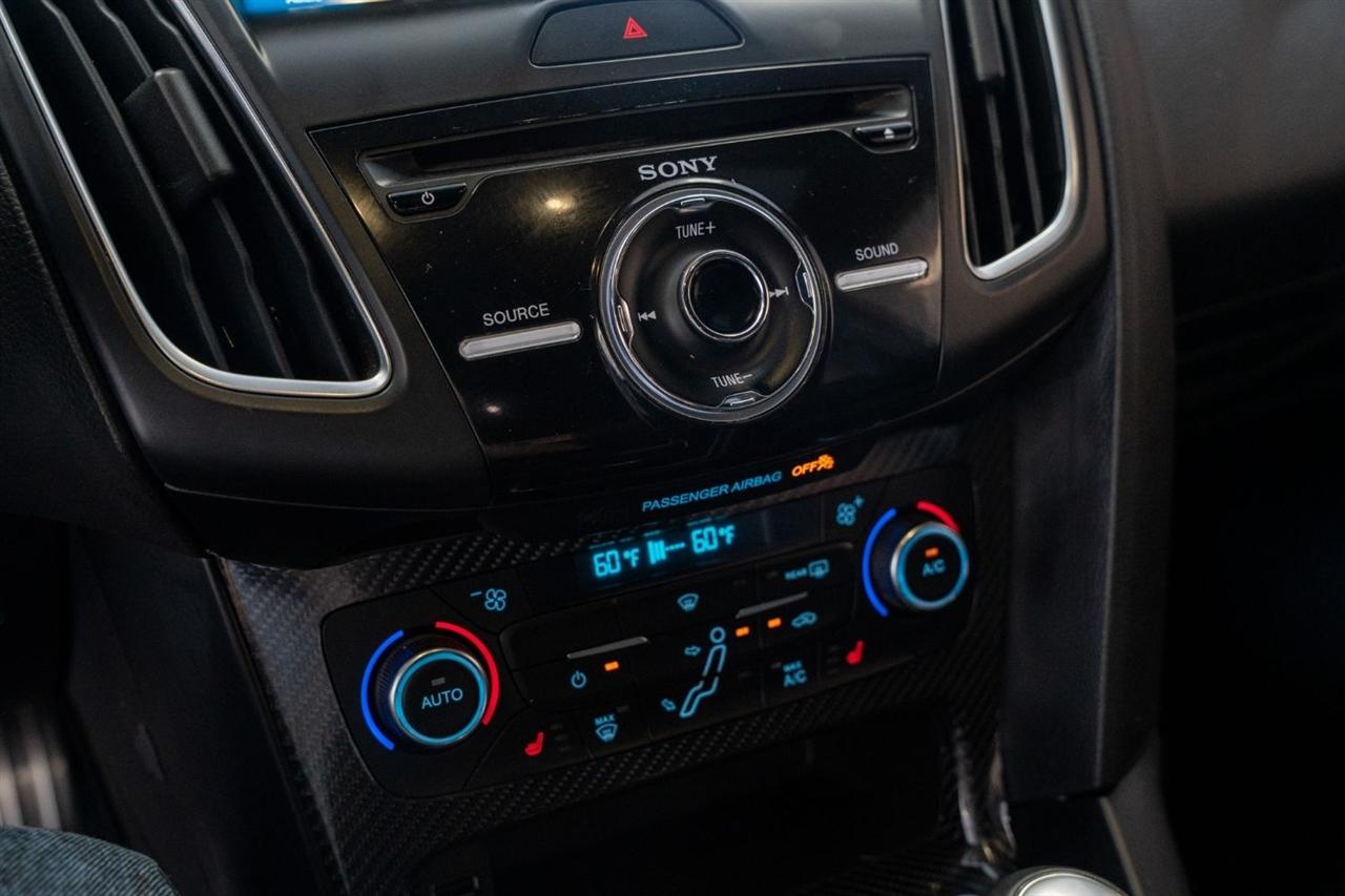 Ford Focus photo 20