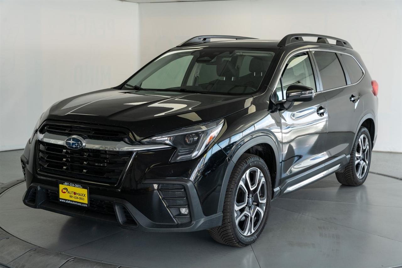 Subaru Ascent photo 3