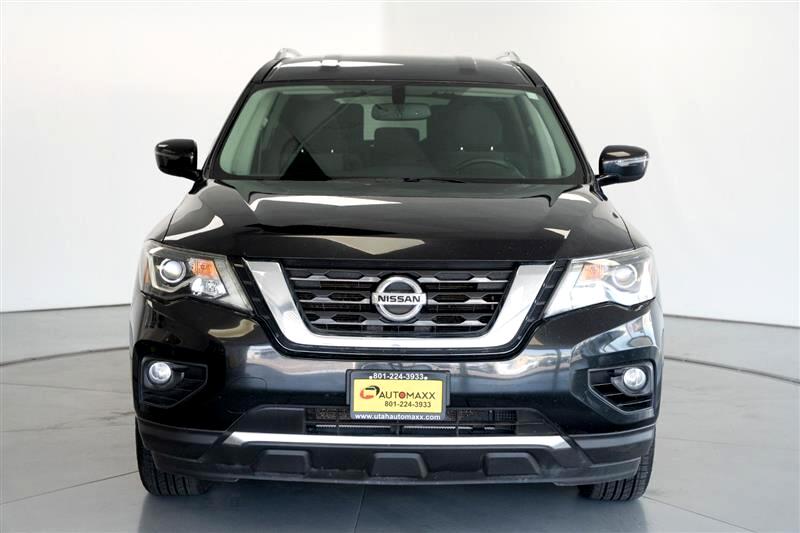 2020 Nissan Pathfinder SV photo 2