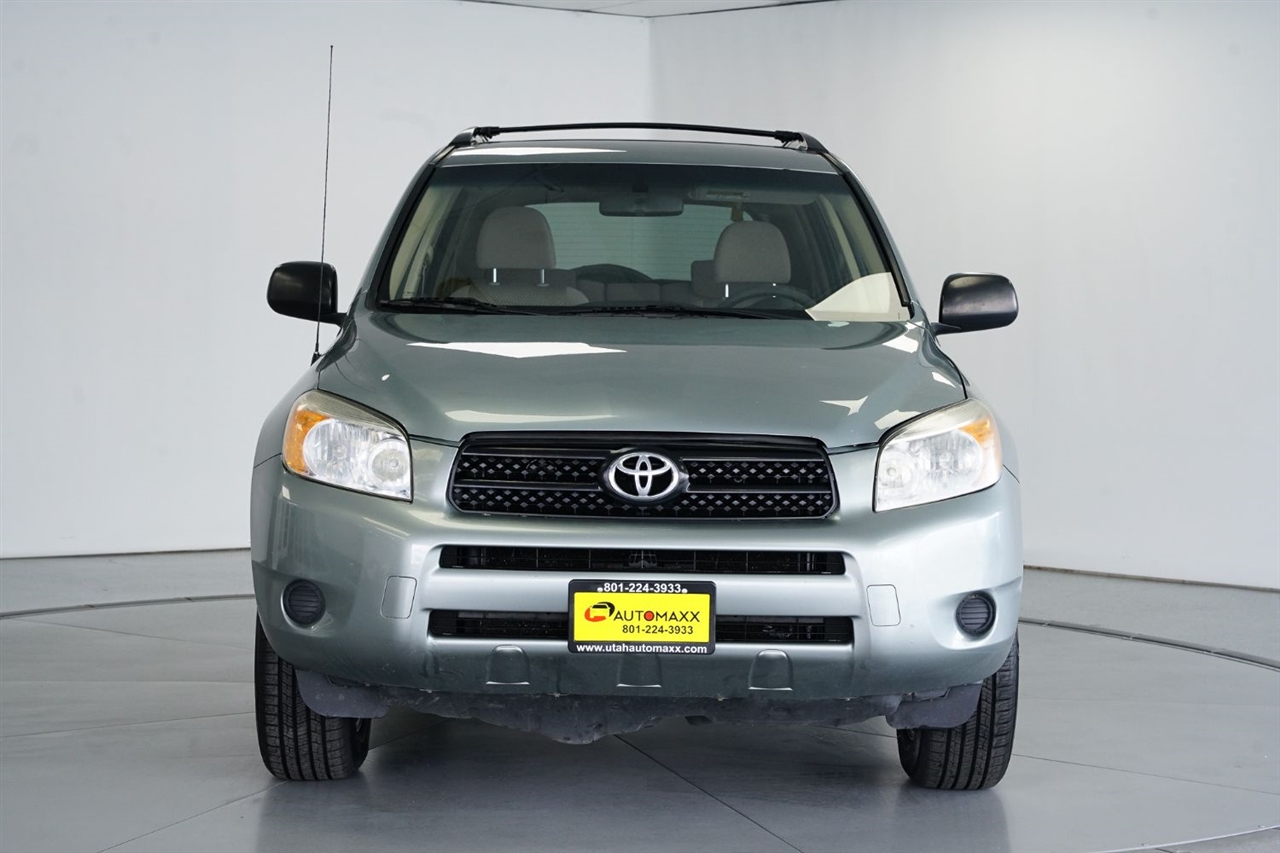 2006 Toyota RAV4 Base photo 2