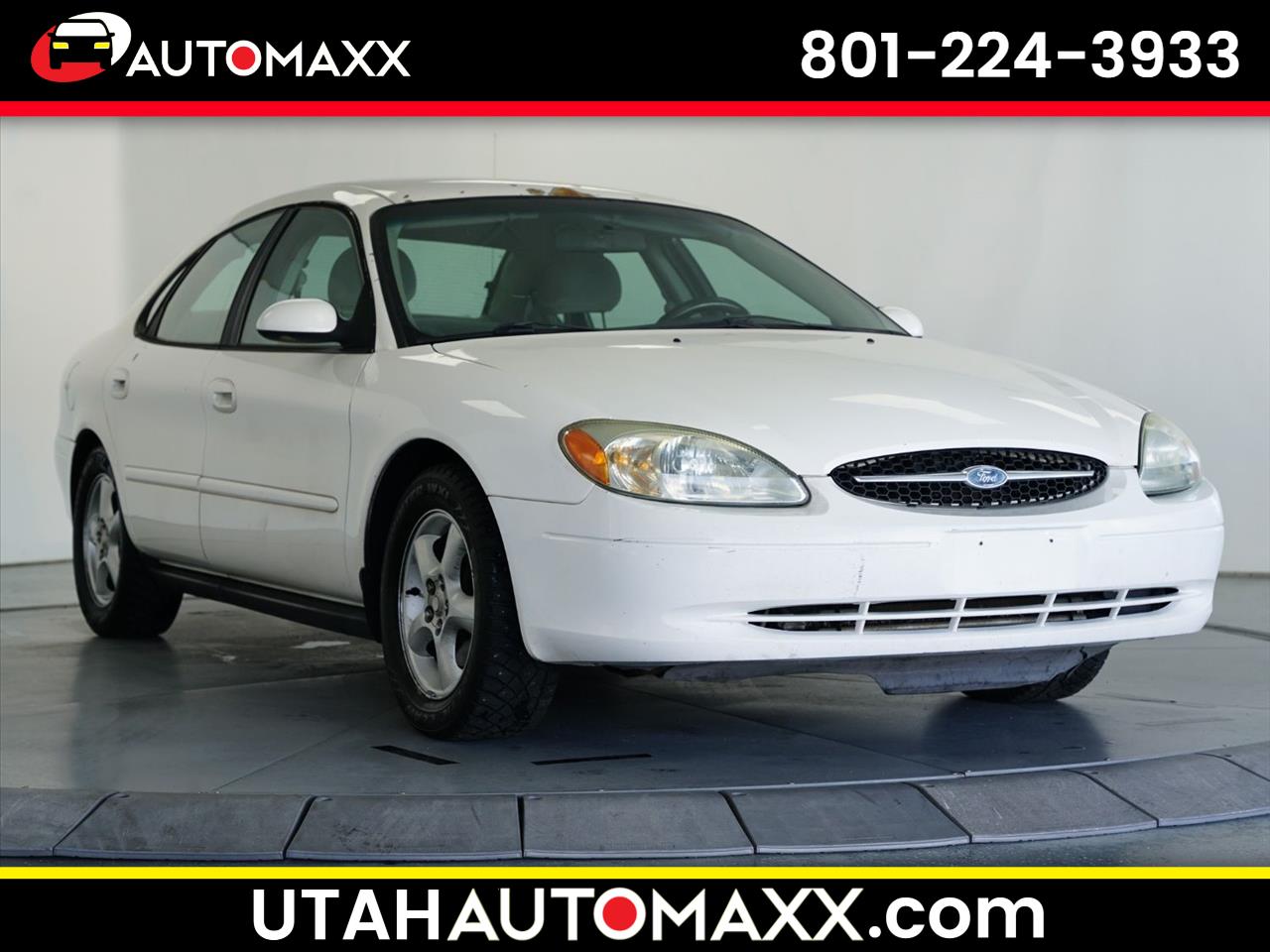 2003 Ford Taurus 4dr Sdn SE Standard