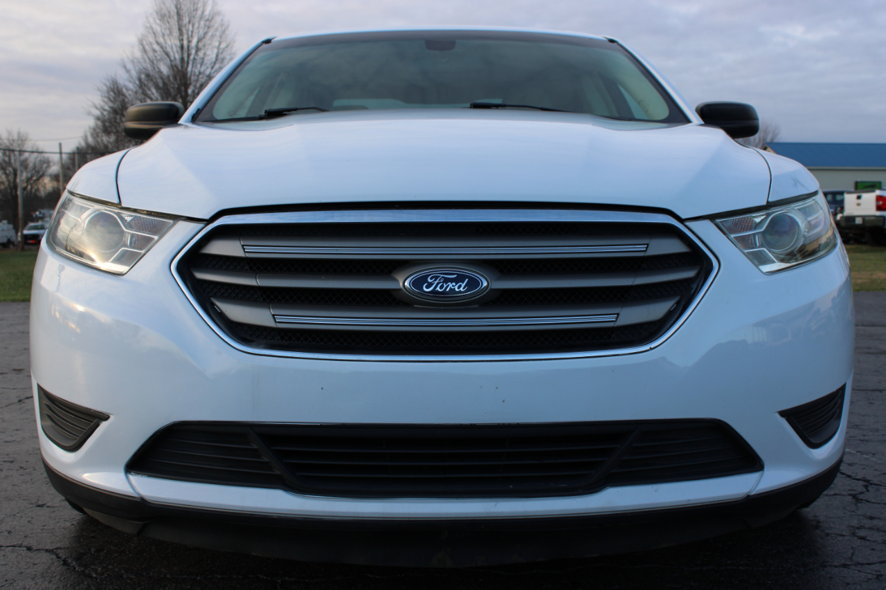 Ford Taurus SE 2017