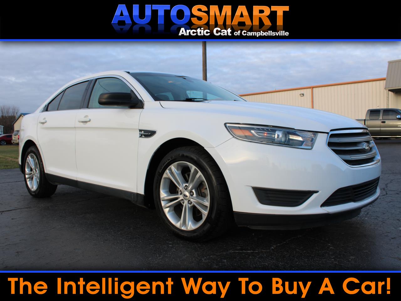 2017 Ford Taurus SE's photo