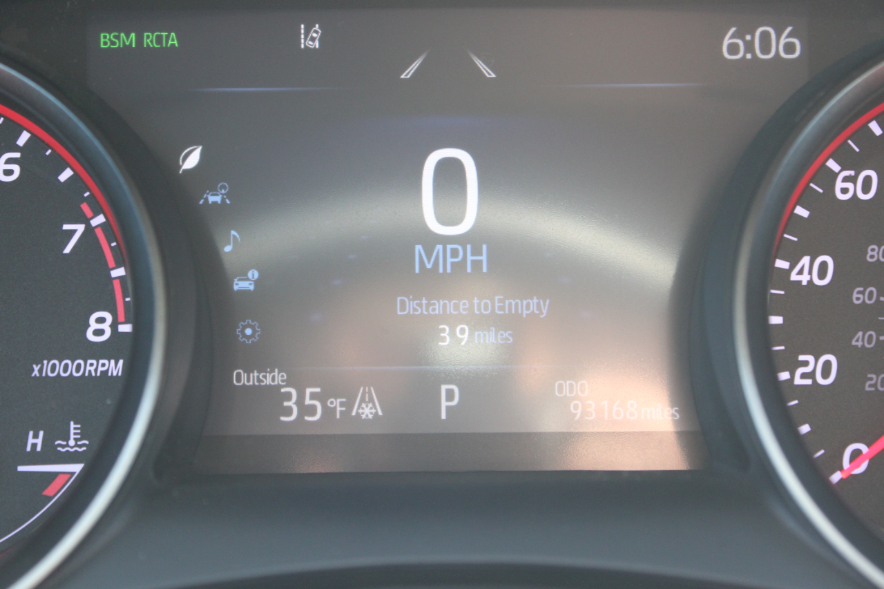 Toyota Camry XSE V6 2021