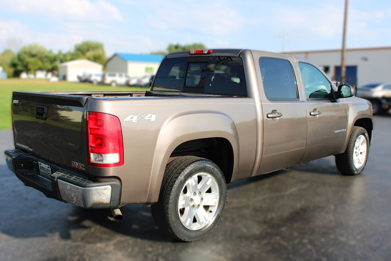 2007 Gmc Sierra 1500 SLT photo 2
